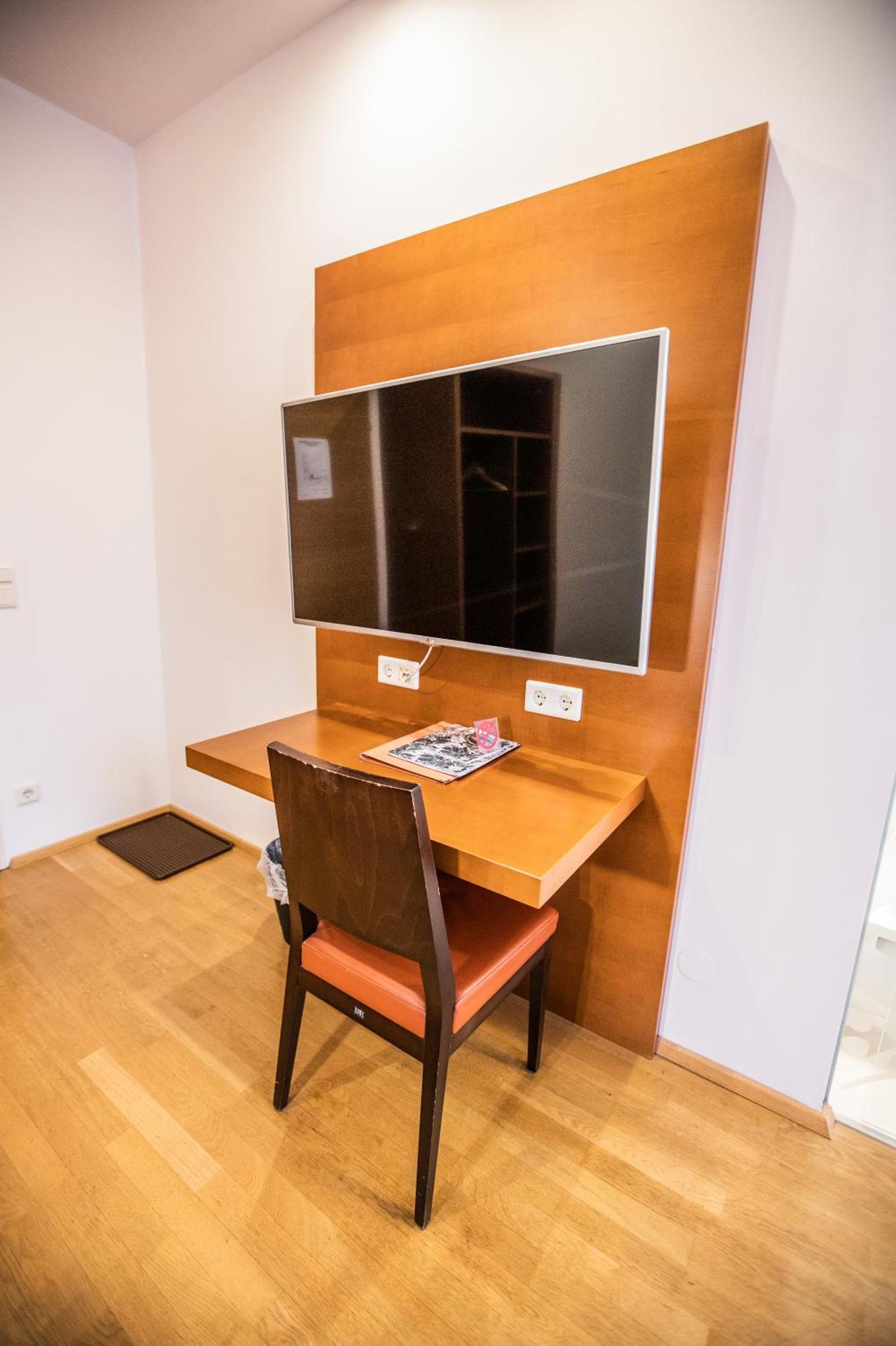 Hotel Stadt Wien Bad Schallerbach Ngoại thất bức ảnh